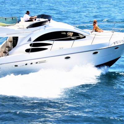 			Motor Yacht Rental in Tenerife Azimut 39 - Motor Yacht Rental in Tenerife