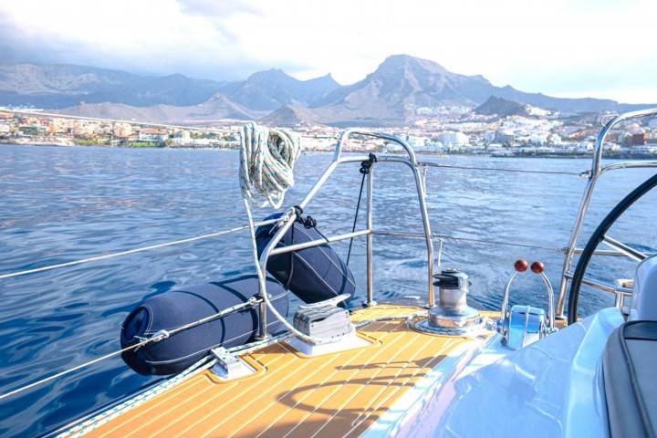 Alquiler de Catamarán Privado en Tenerife para 12 personas - 330  