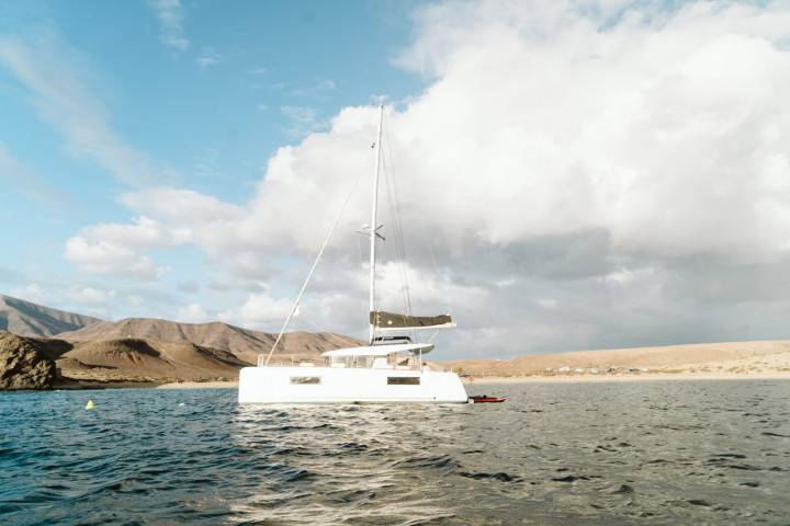 Alquiler de catamarán privado en Los Gigantes con Lagoon 40 - 358  