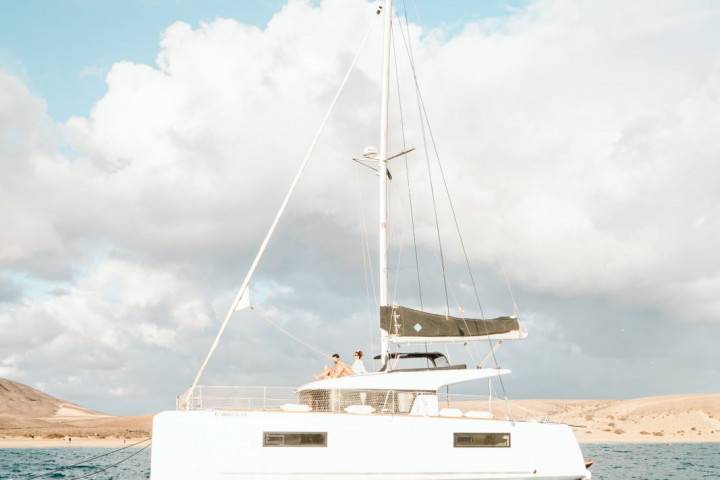 Alquiler de catamarán privado en Los Gigantes con Lagoon 40 - 359  