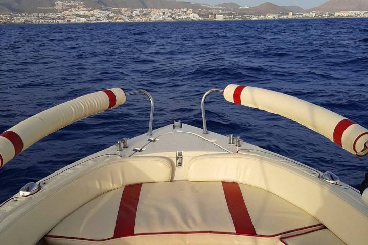 Alquiler de barco sin patrón ni licencia en Tenerife Sur - 371  