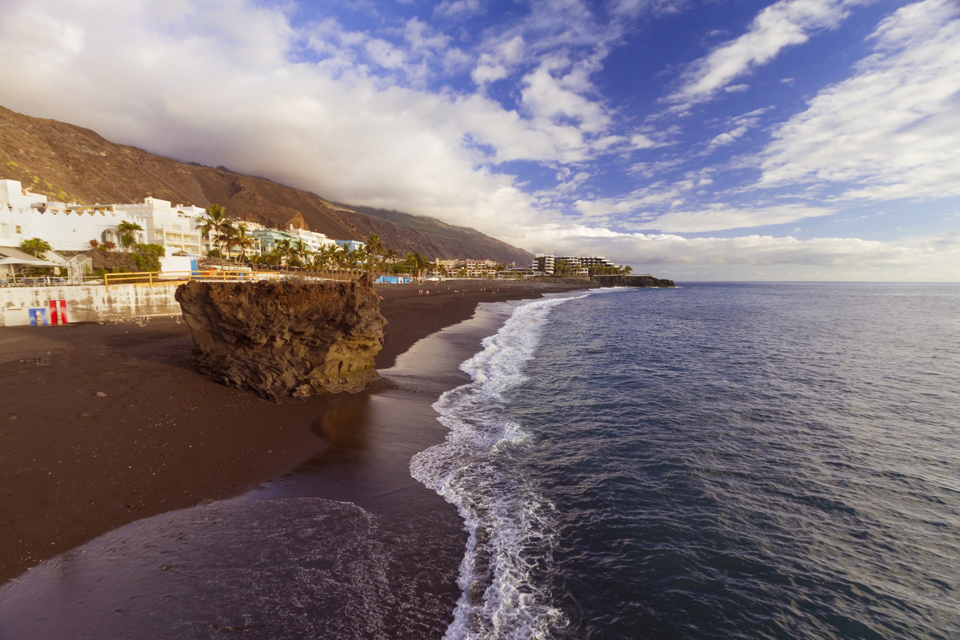playa de puerto naos la palma canarias (12)-min