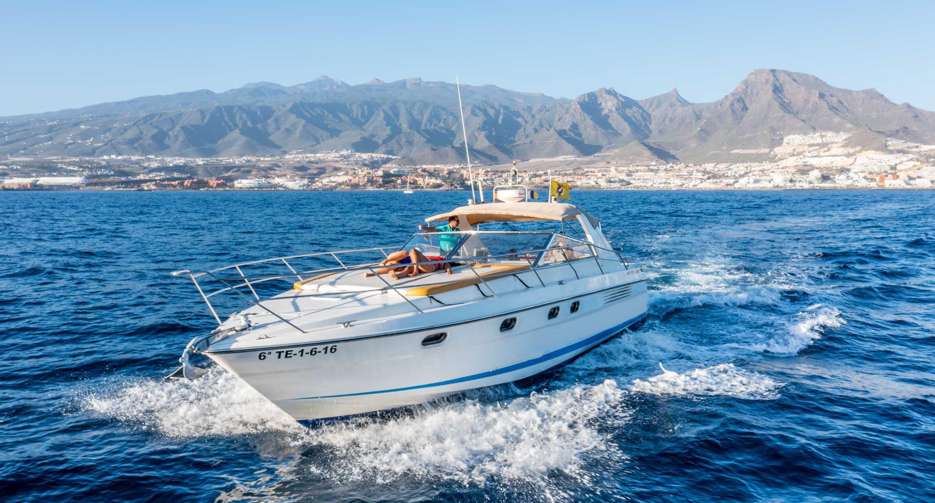 skyline cruiser tenerife , fairline 42 motorboot miete1